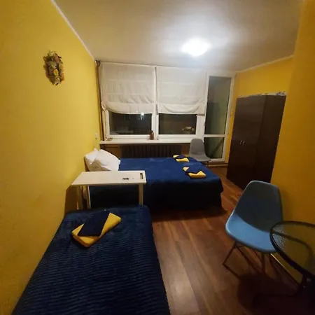 Travel House *